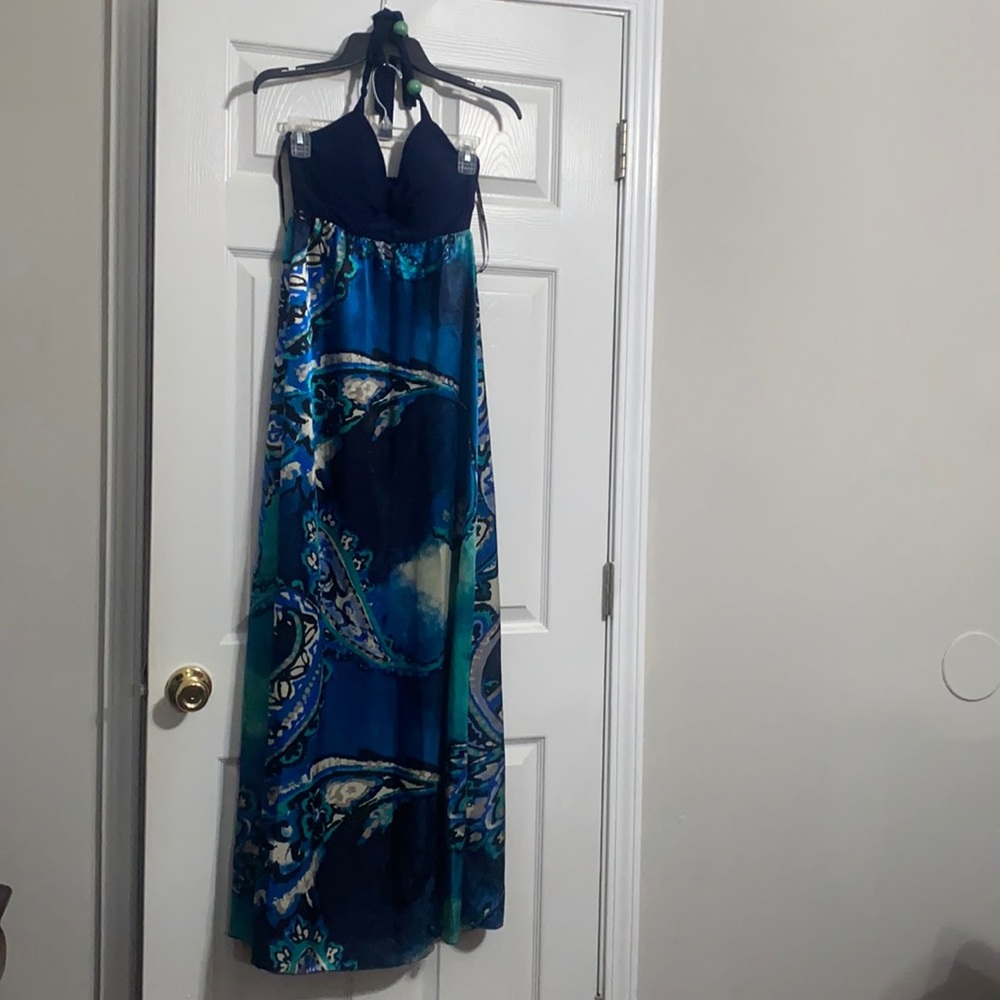 Ladies dress. Dinner. Brunch. Church.